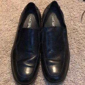 Via Spiga black loafers